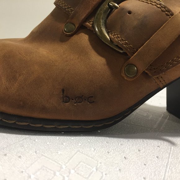 Born b.o.c. Clogs - Picture 15 of 16